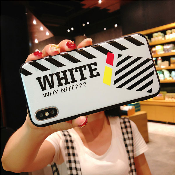 iphone xr保護カバー オフホワイト