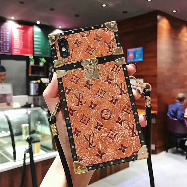 ルイヴィトン iphone xrケース チェーンストラップ付き