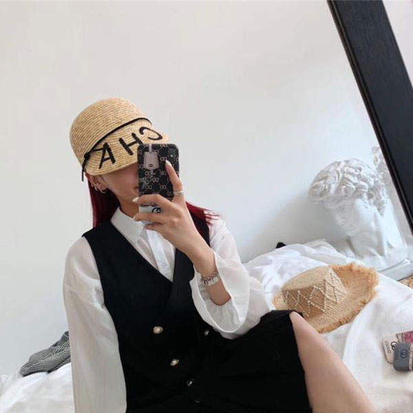 GUCCI iphoen xrケース