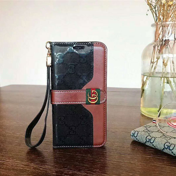 GUCCI iPhone xs maxケース