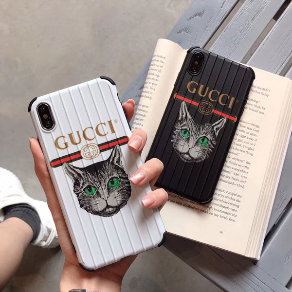 グッチ アイフォンXRカバー 猫柄