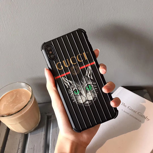 グッチ iPhone xs maxケース ペア