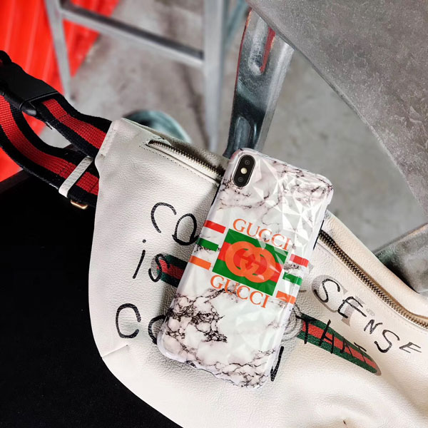 GUCCI iPhone xs/xs maxケース
