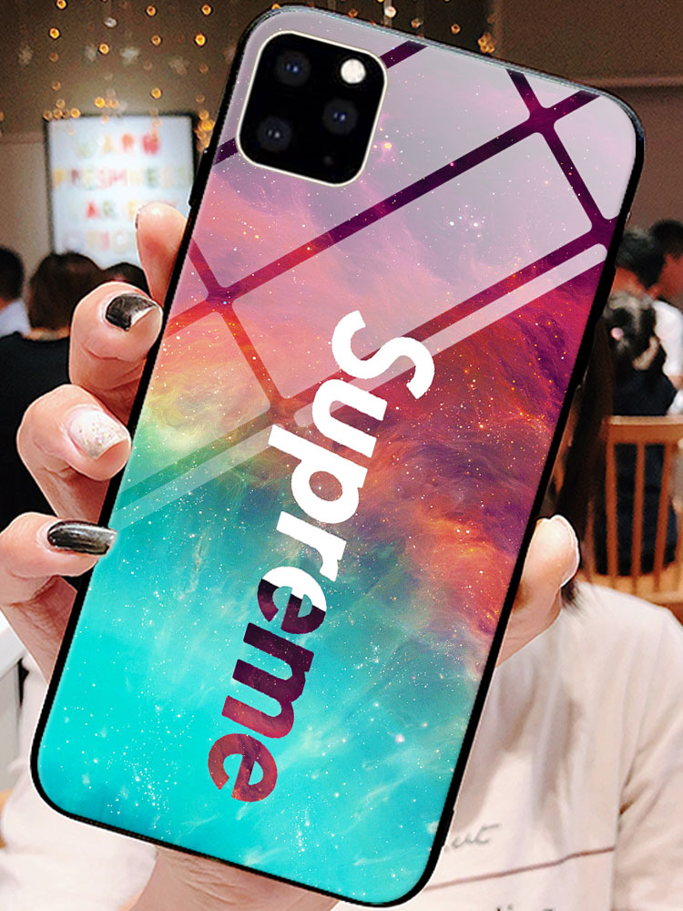 アイフォン11 pro maxケース シュプリーム