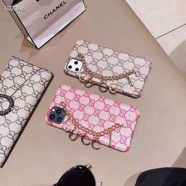 グッチ iPhone 11 proケース