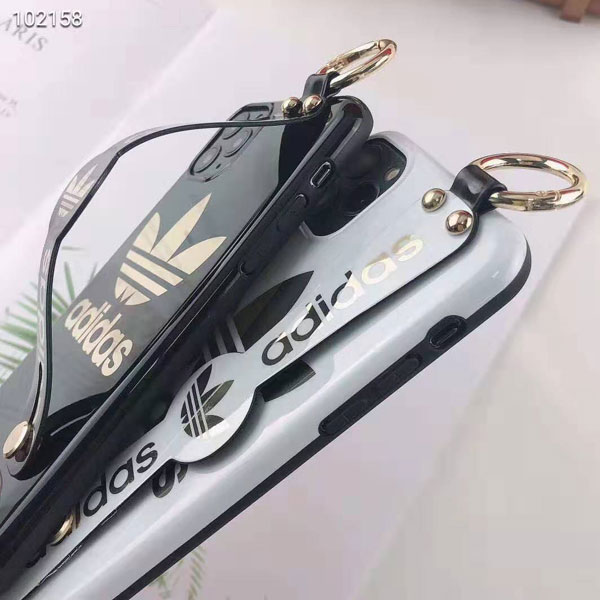 ペア アディダス iphone11カバー