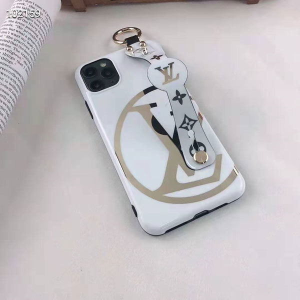 ルイヴィトンiPhone11proケース ハンドベルト付き