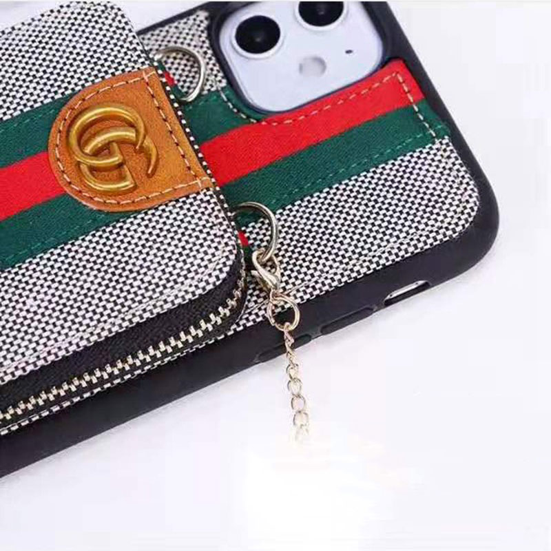 gucci iphone11カバー カード入れ