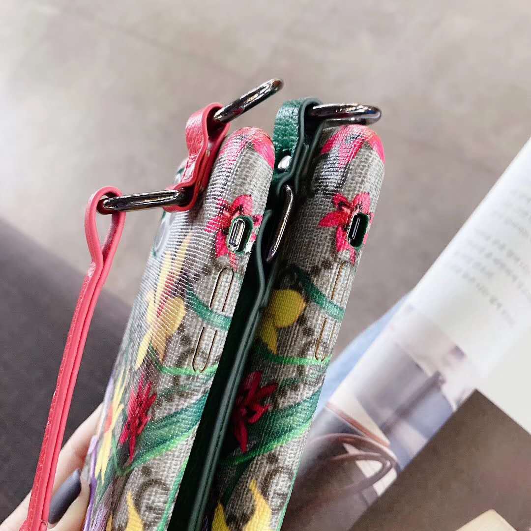 ベルト付き グッチ アイフォン11プロカバー