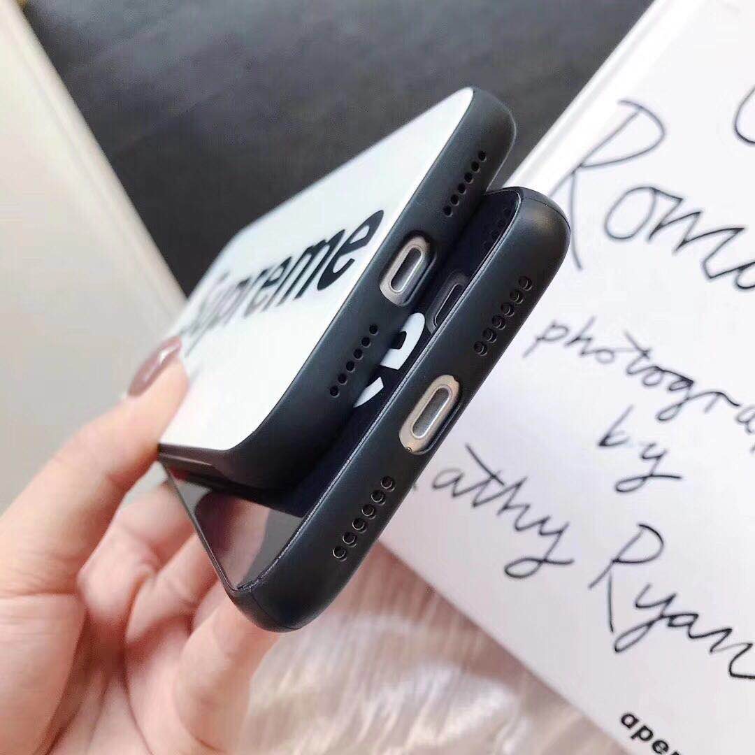 supreme iphone11カバー ガラス