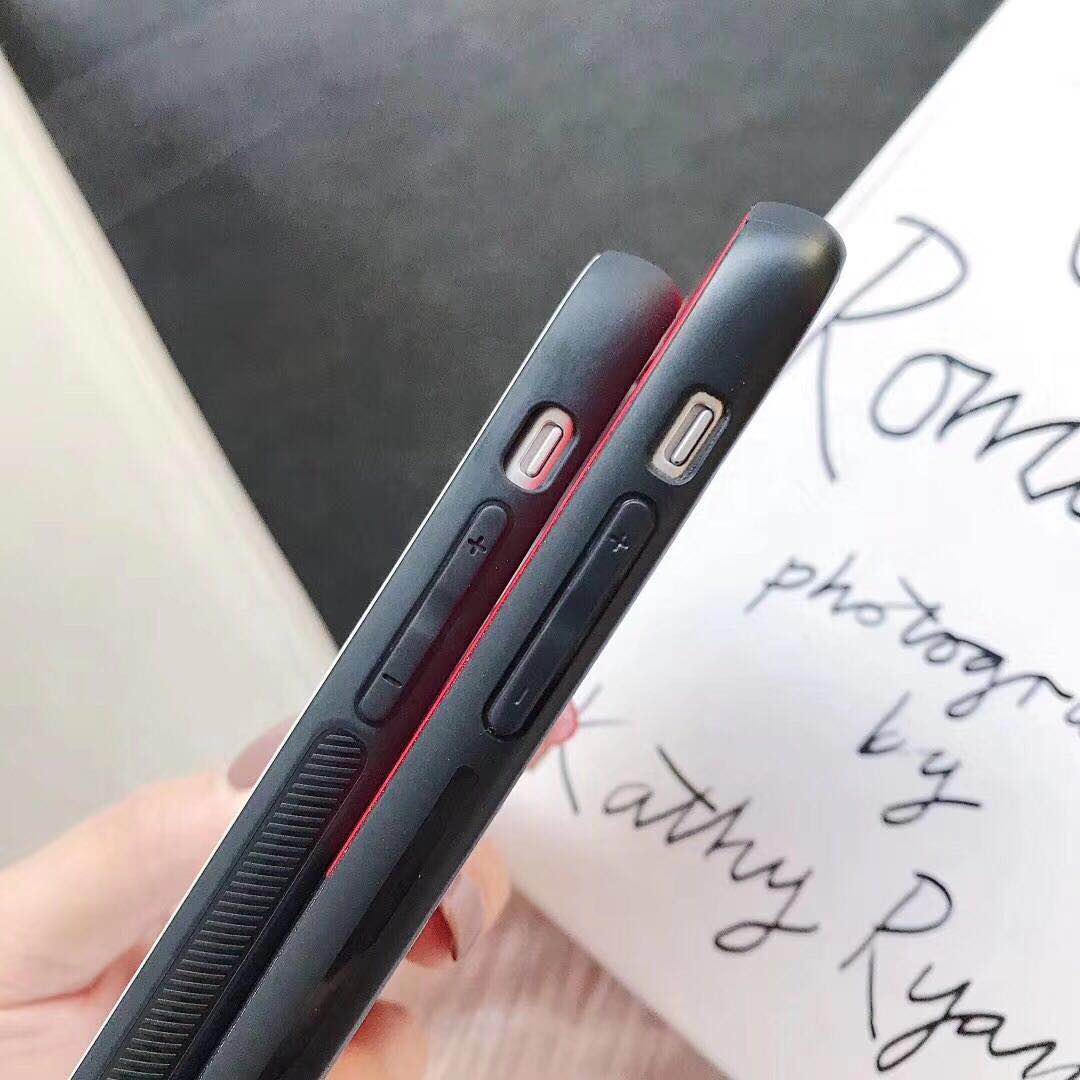 supreme iphone11カバー ガラス