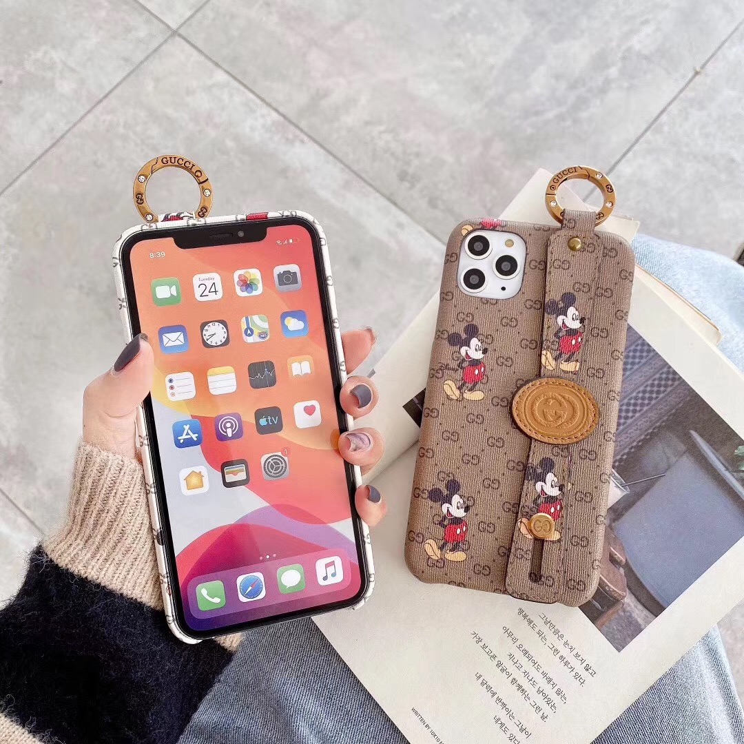 グッチ ミッキーコラボ iphone11ケース