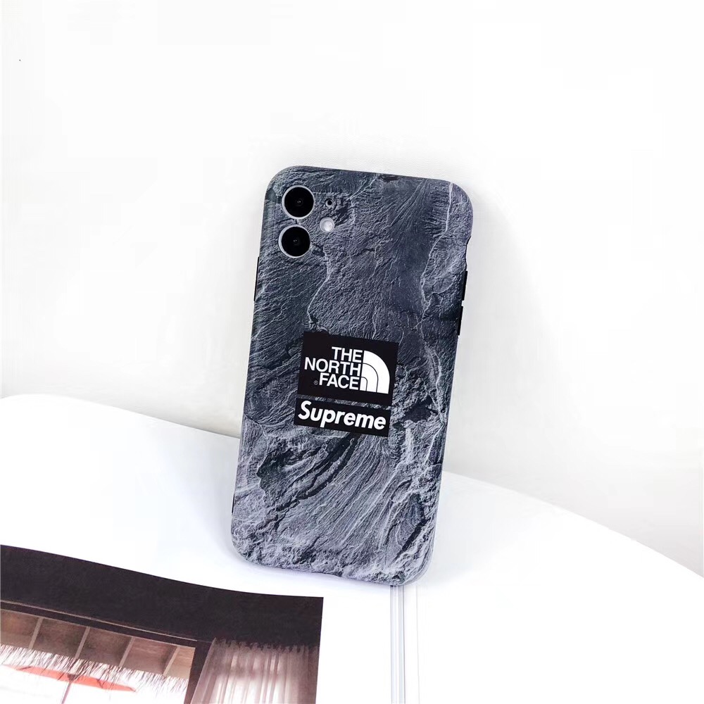Supreme North Faceコラボ iPhone 11 プロケース