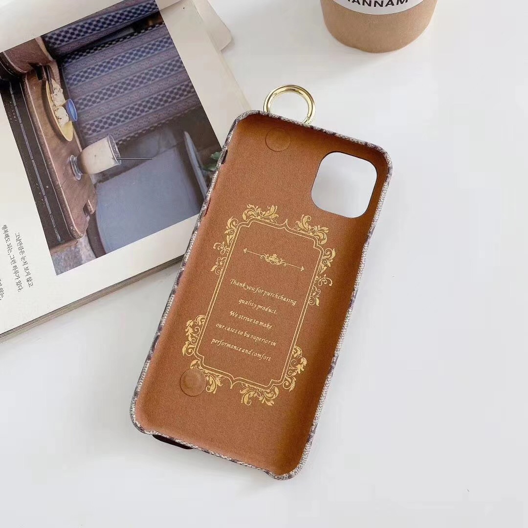 グッチ iPhone12proケース ベルト付き