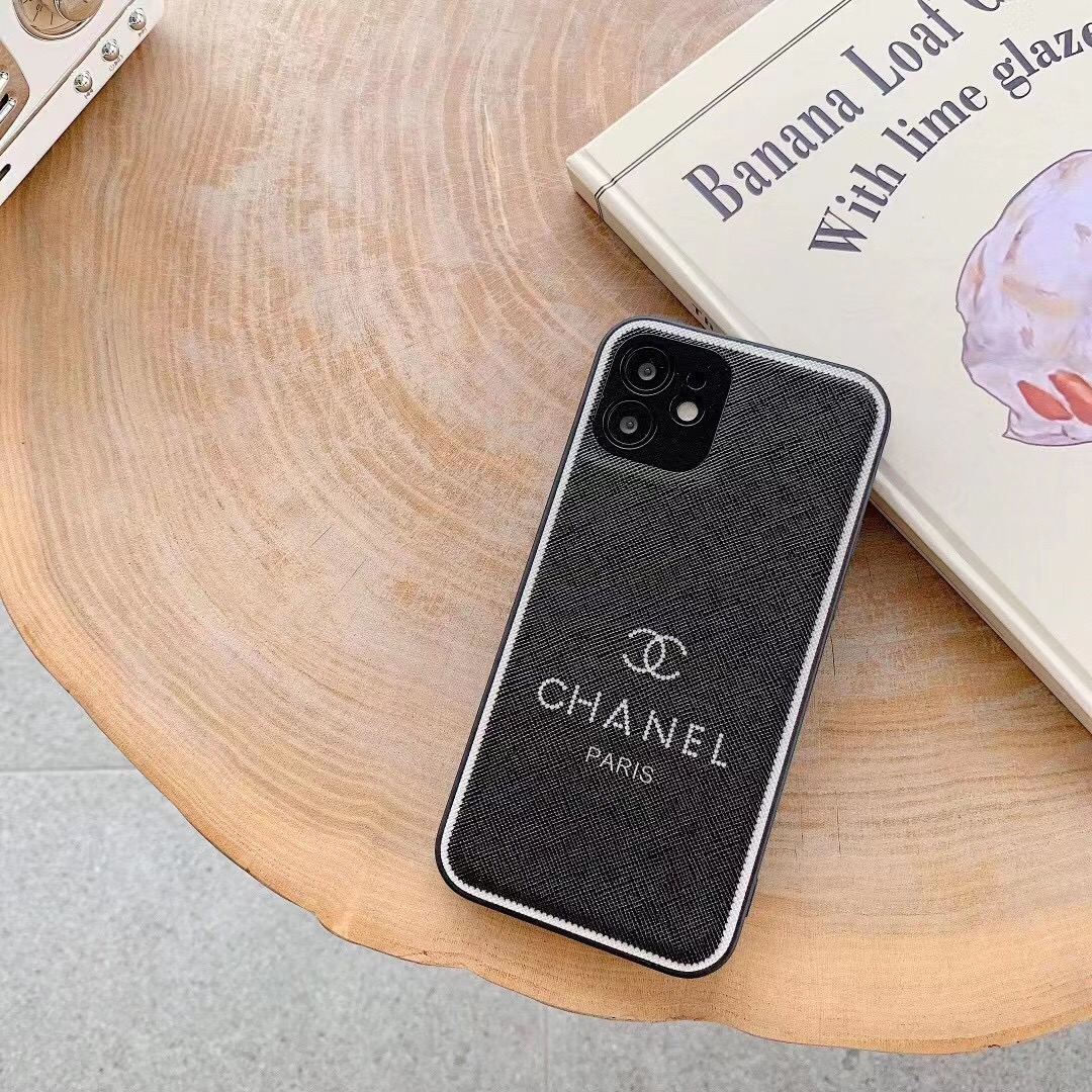 chanel iphone12miniケース
