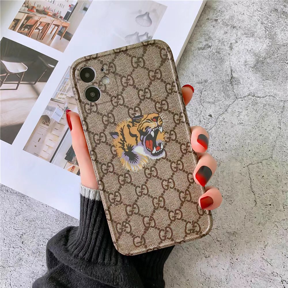 GUCCI iPhone13pro/13/12pro/12ケース 虎柄 ハチミツ付き グッチ 