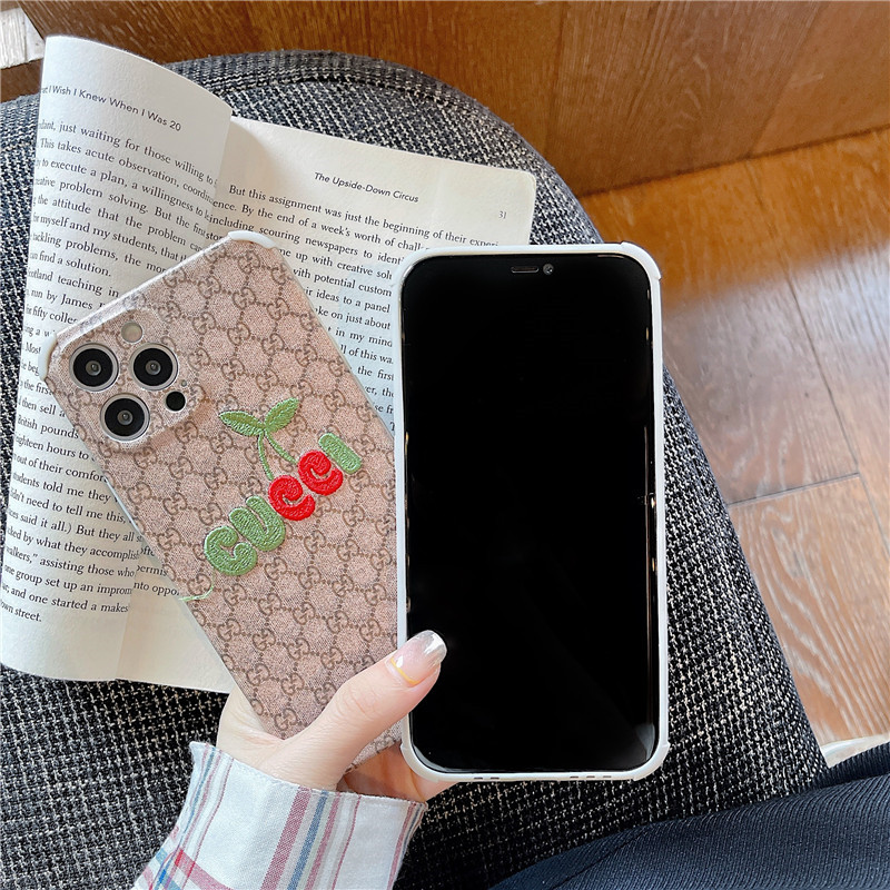 グッチ チェリー付き iPhone12/12pro ケース