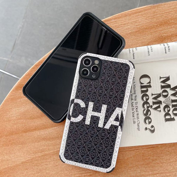 iphone12pro シャネルケース