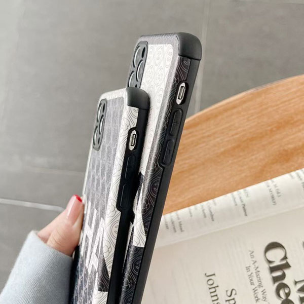 CHANEL iphone12pro maxケース カメリア