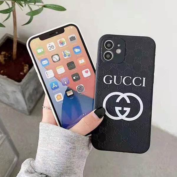 グッチ iPhone12proケース