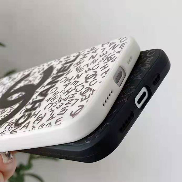 chanel iphone12proケース シンプル