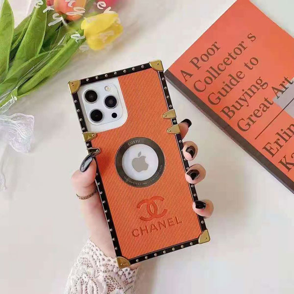 CHANEL iPhone12pro ケース