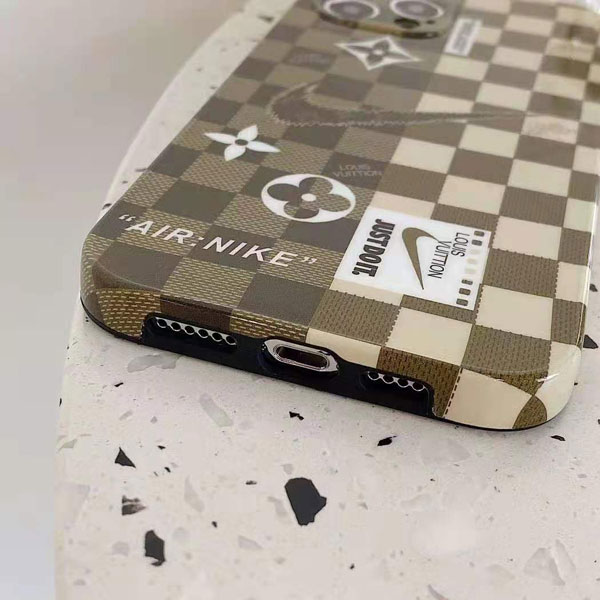 ナイキ NIKE iphone13pro maxケース