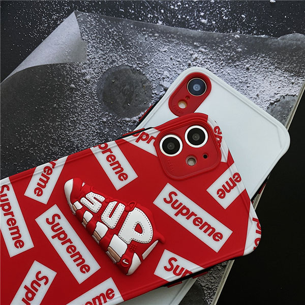 Supreme iphone13pro ケース