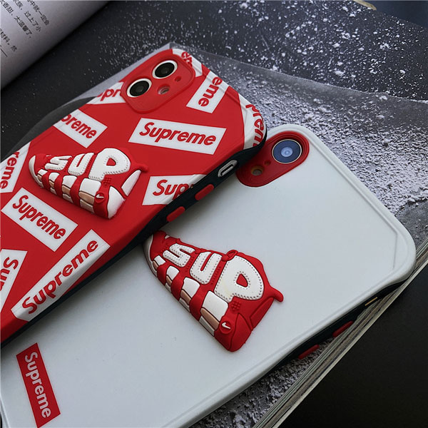 Supreme iphone13pro ケース