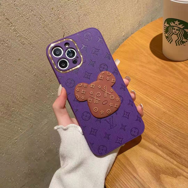 ルイヴィトン ベアブリック iPhone13pro/13ケース