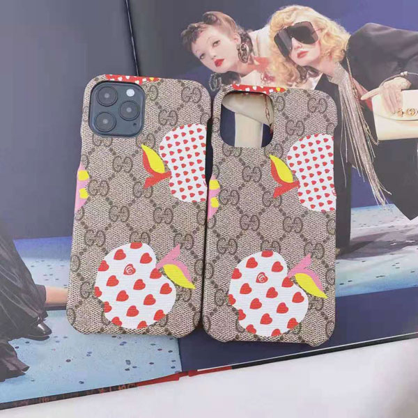 gucci iphone13pro ケース