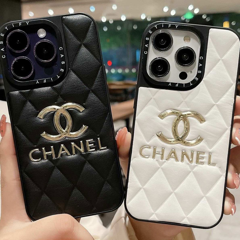 CHANEL キルティング iPhone13背面ケース