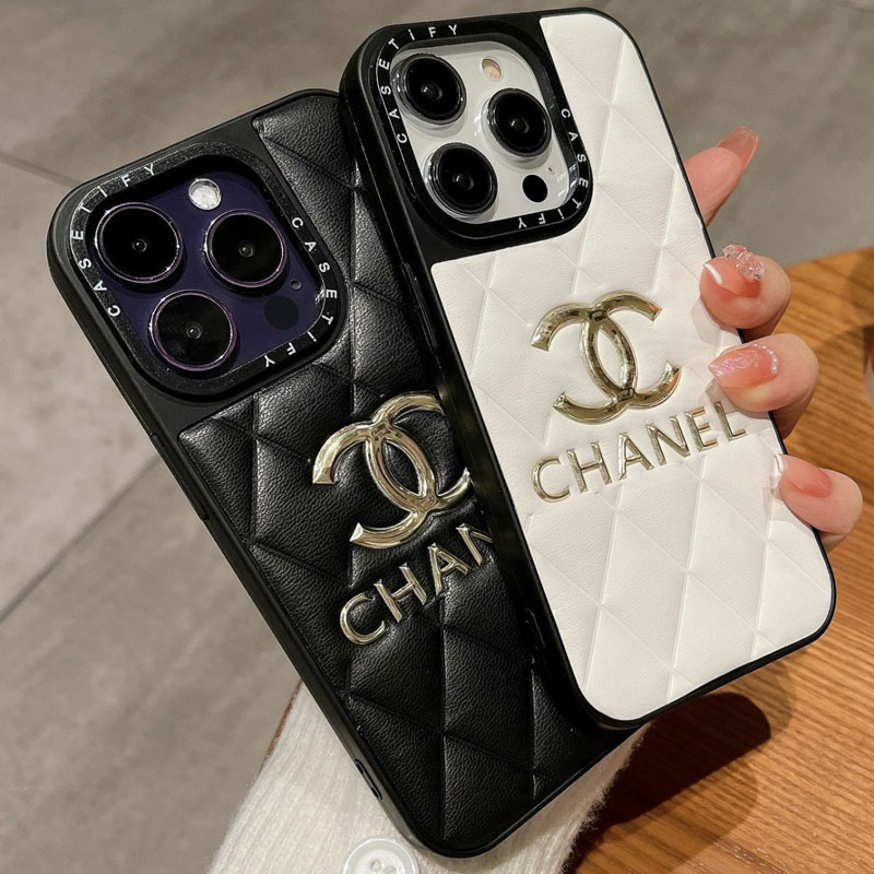 CHANEL キルティング iPhone13背面ケース