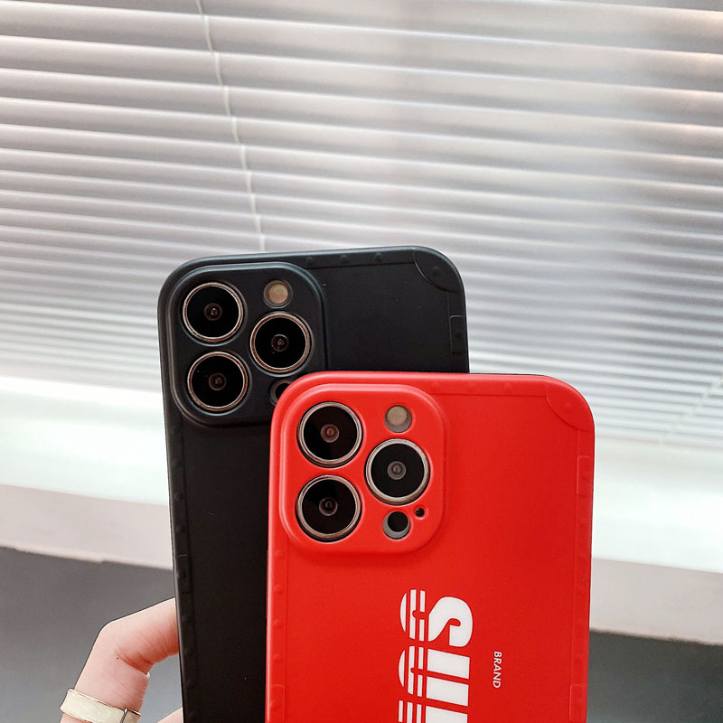 大人気 iPhone 13 Proケース Supreme