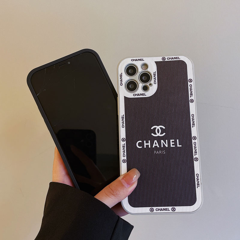 シャネル iPhone 13 Pro Maxケース ペア
