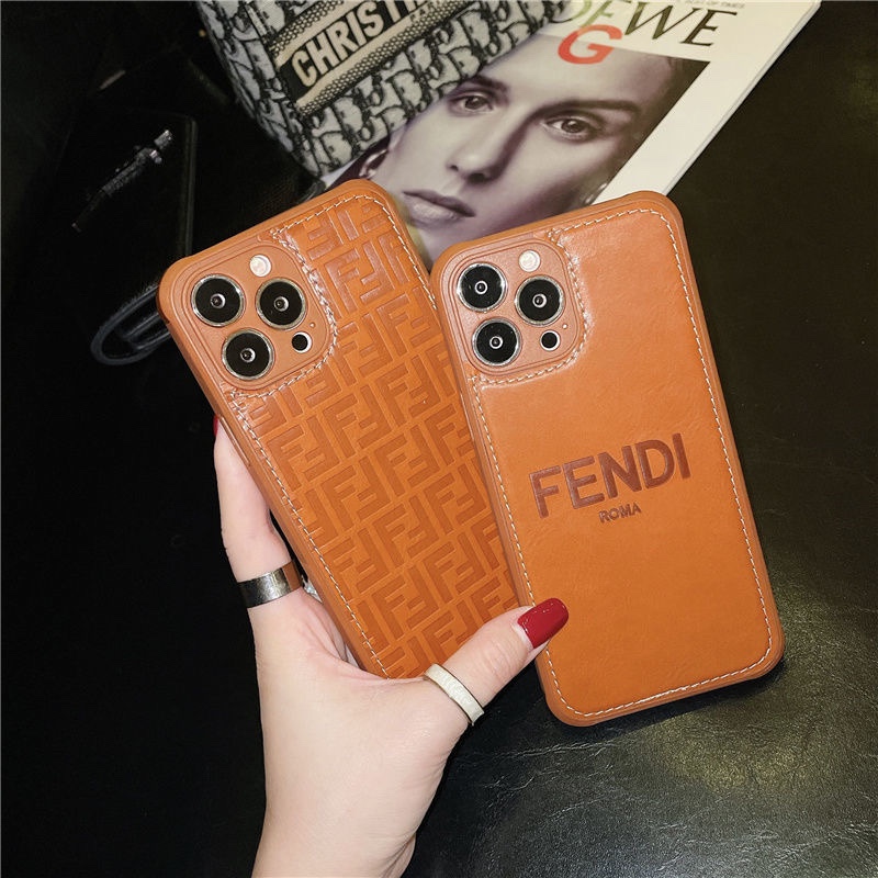 FENDI iPhone13pro maxレザーケース