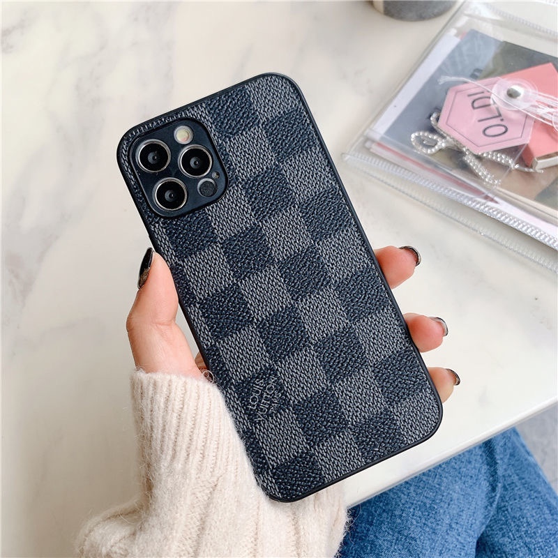 ルイヴィトン iPhone13/13プロケース