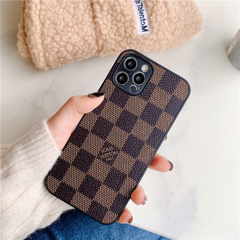 ルイヴィトン iPhone13proケース