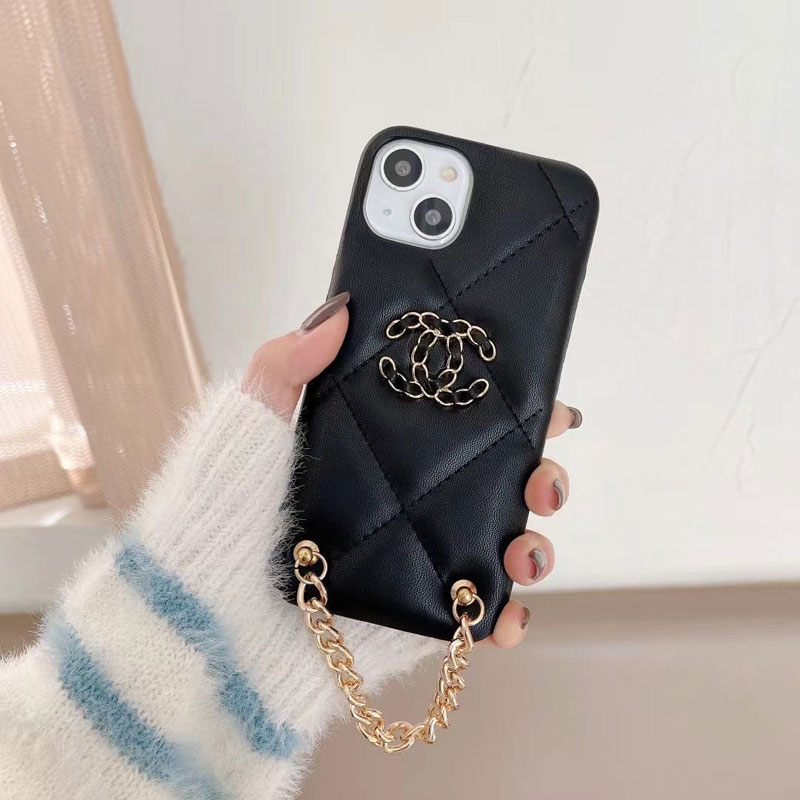 シャネル iphone13/13proケース