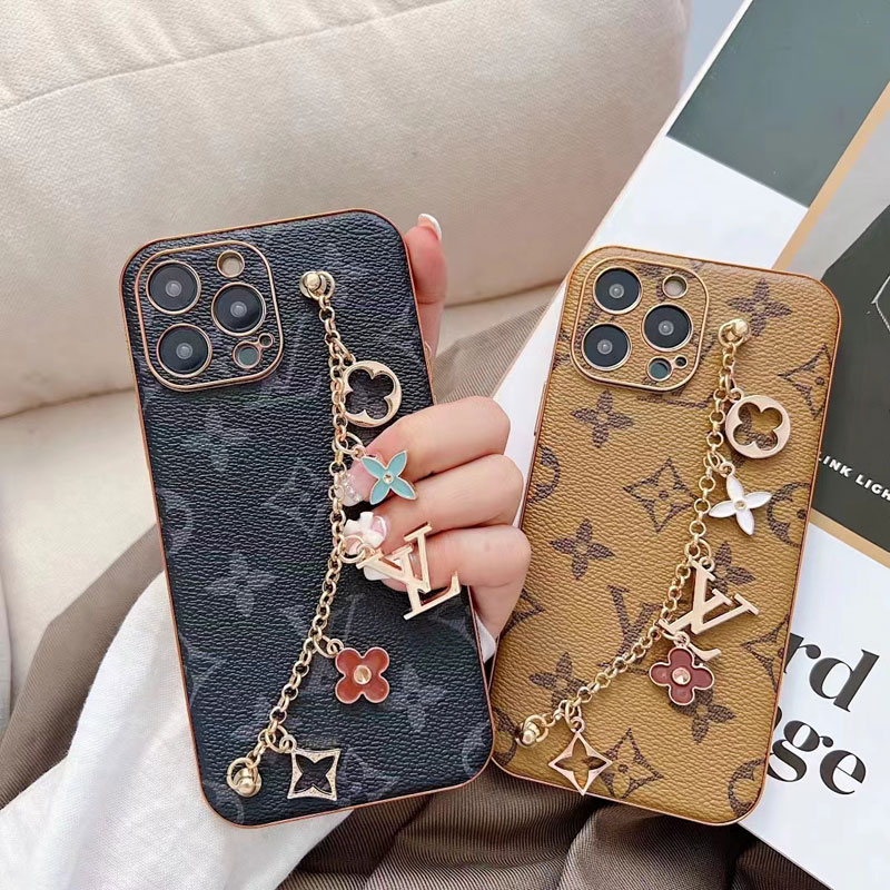 ルイヴィトン iPhone12 12proケースカバーLouis vuitton - ファッション