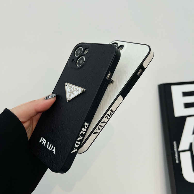 プラダ iPhone16proケース