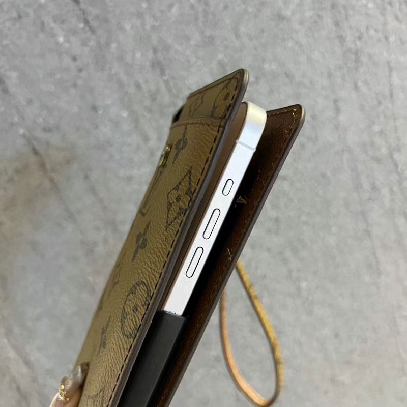 ルイヴィトン Xperiaケース 手帳型