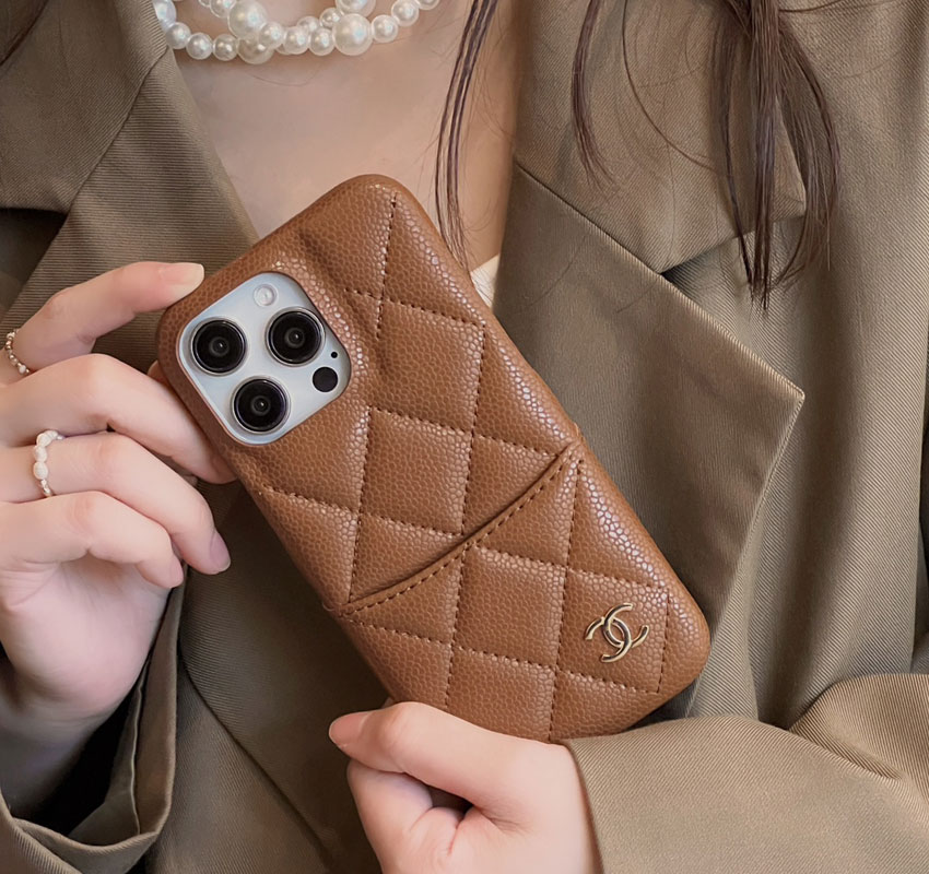 CHANEL キルティング iPhone16 Pro Maxケース