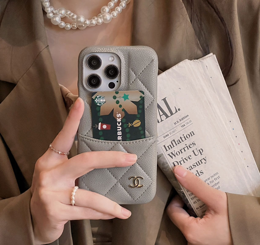 キルティング Chanel iPhone16プロケース