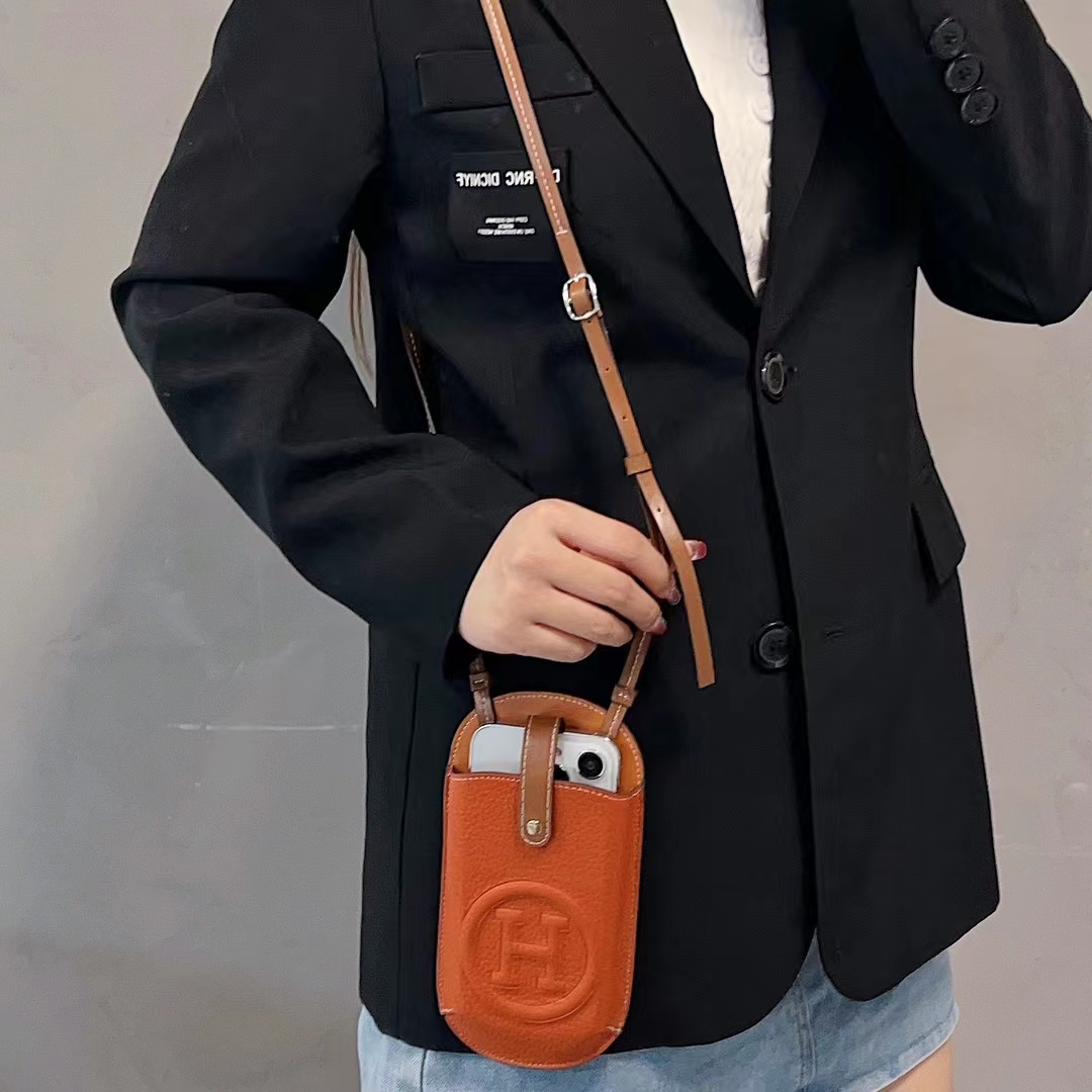 エルメス お財布ポシェット
