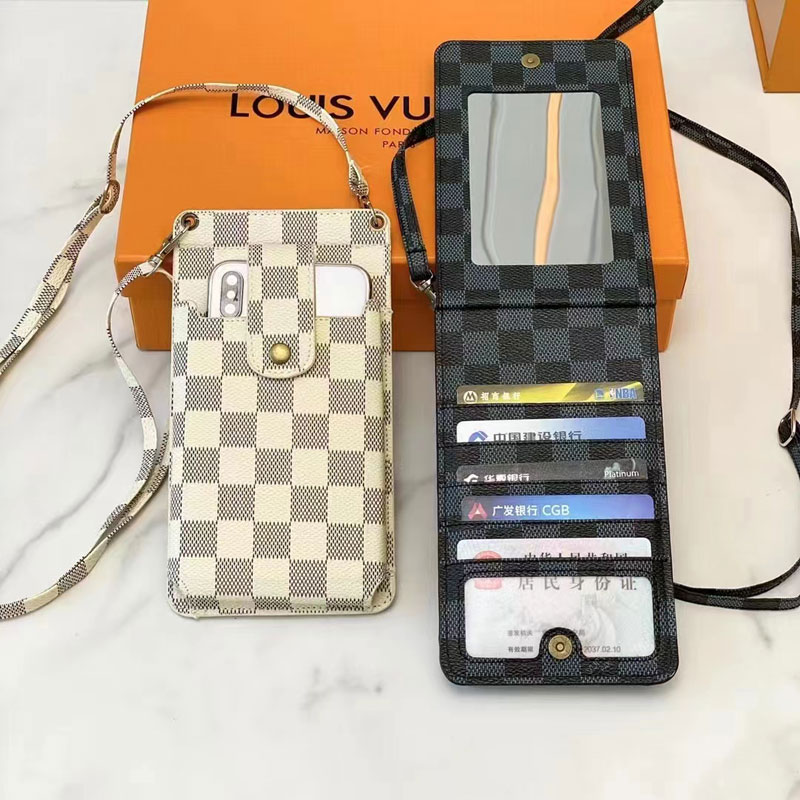 ルイヴィトン スマホポーチ