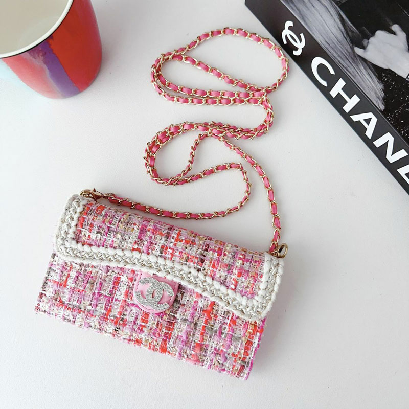 Chanel iphone16pro max財布型ケース